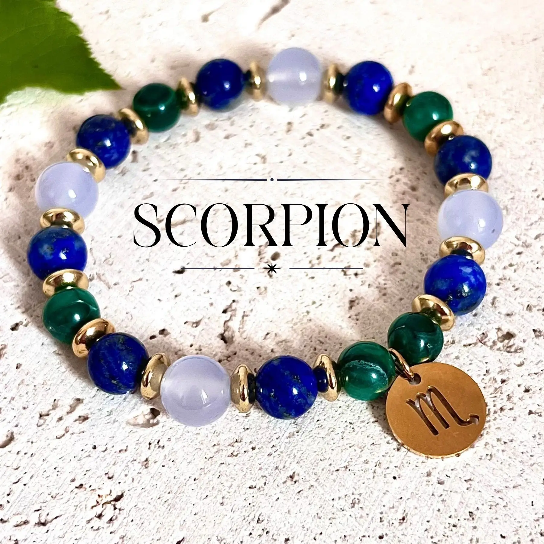 bracelet scorpion femme en pierres naturelles 8mm de malachite lapis lazuli et agate bleue fait main en france