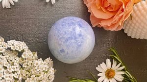 découvrez les vertus et bienfaits des pierres et minéraux associés à l'été en lithothérapie dans votre boutique de lithothérapie en ligne mineralissime