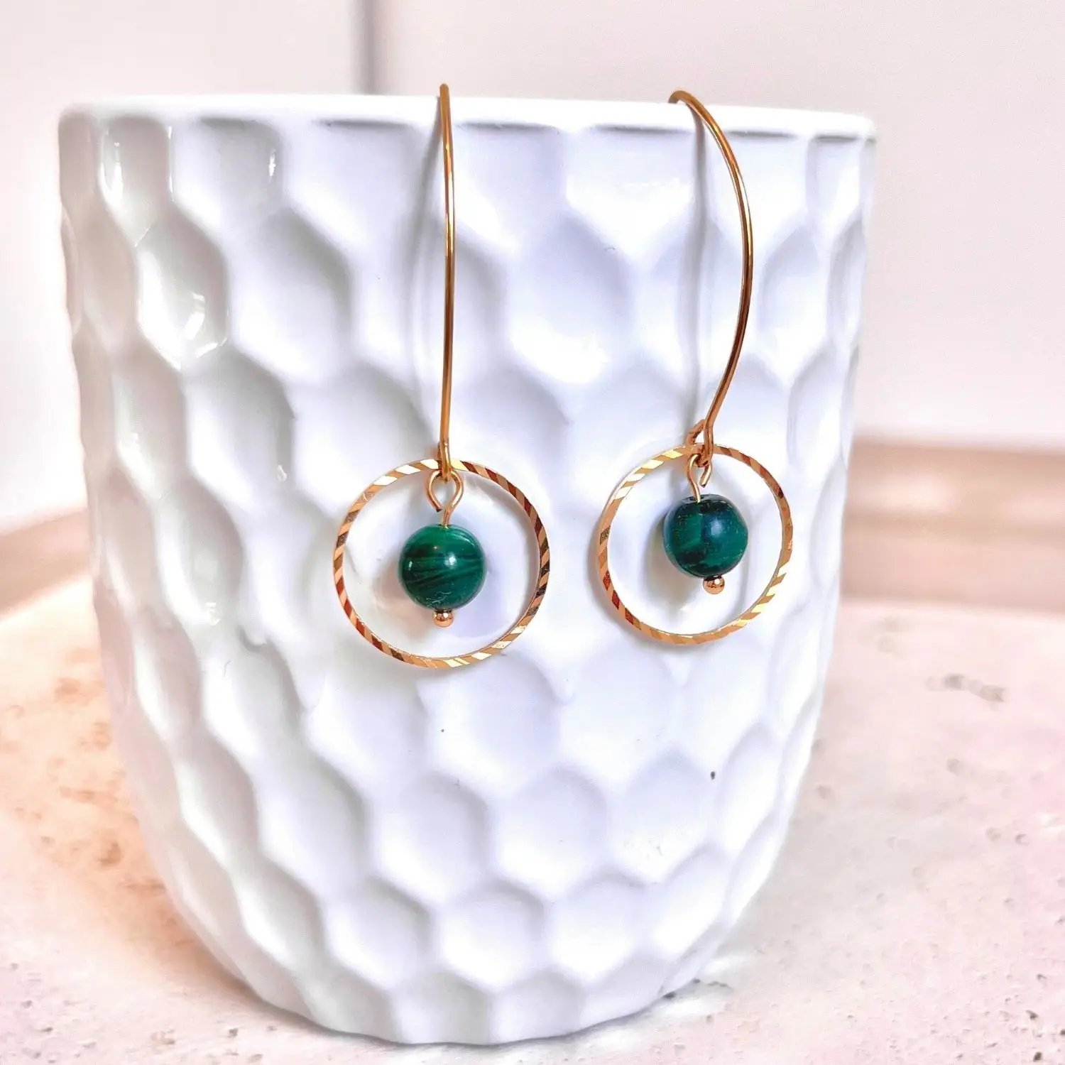 Boucles d'oreilles malachite pierre naturelle aux bienfaits énergétiques vendues par minéralissime