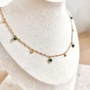collier malachite pierre naturelle aux bienfaits énergétiques vendues par minéralissime