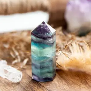 pointe en fluorite dans votre boutique de lithothérapie en ligne mineralissime