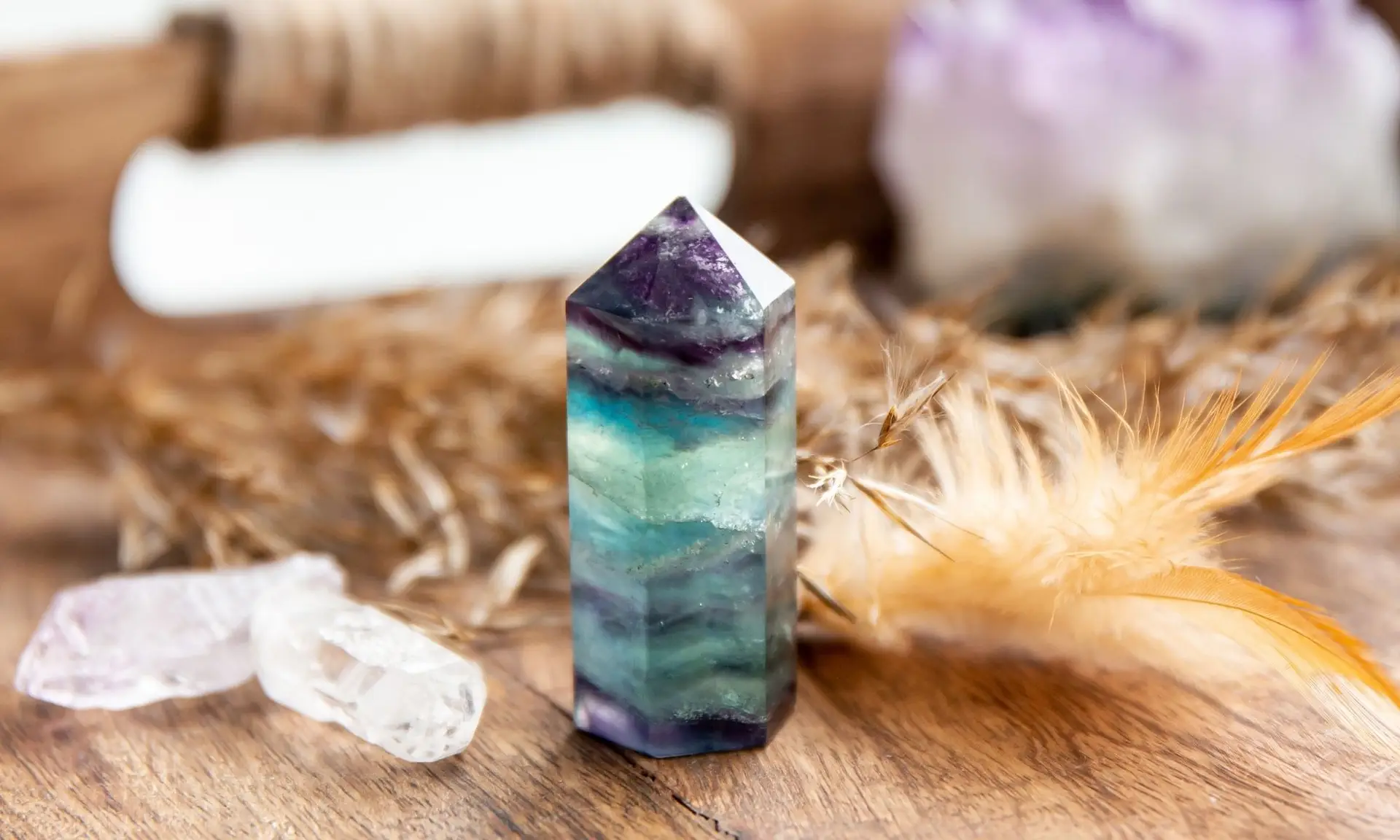 pointe en fluorite dans votre boutique de lithothérapie en ligne mineralissime