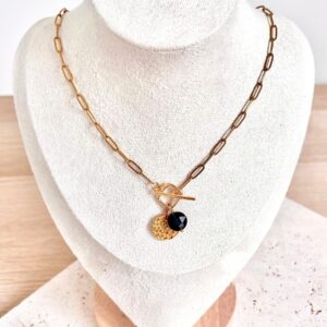 collier obsidienne pierre naturelle aux bienfaits énergétiques vendues par minéralissime