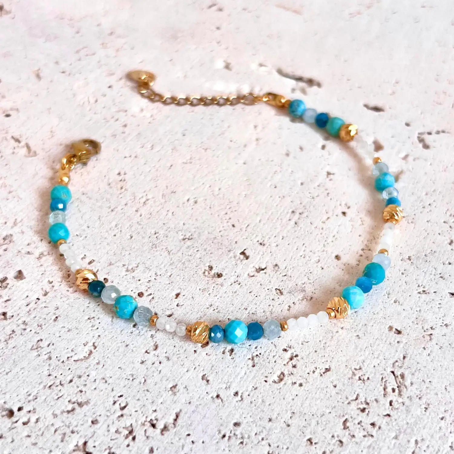 bracelet pierre naturelles turquoise pierre de lune aigue marine apatite bleue et acier inoxydable