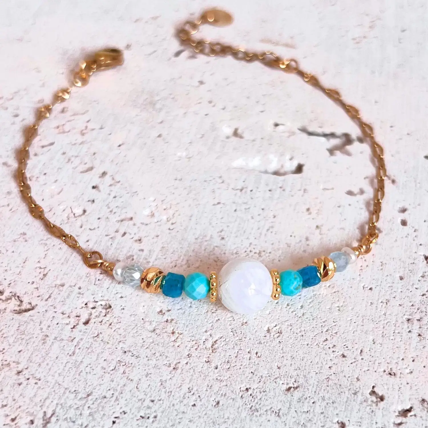 bracelet pierre naturelles turquoise pierre de lune aigue marine apatite bleue et acier inoxydable