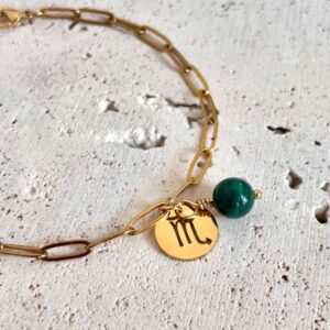 bracelet scorpion en pierre naturelle malachite et acier inoxydable. Fait main en france