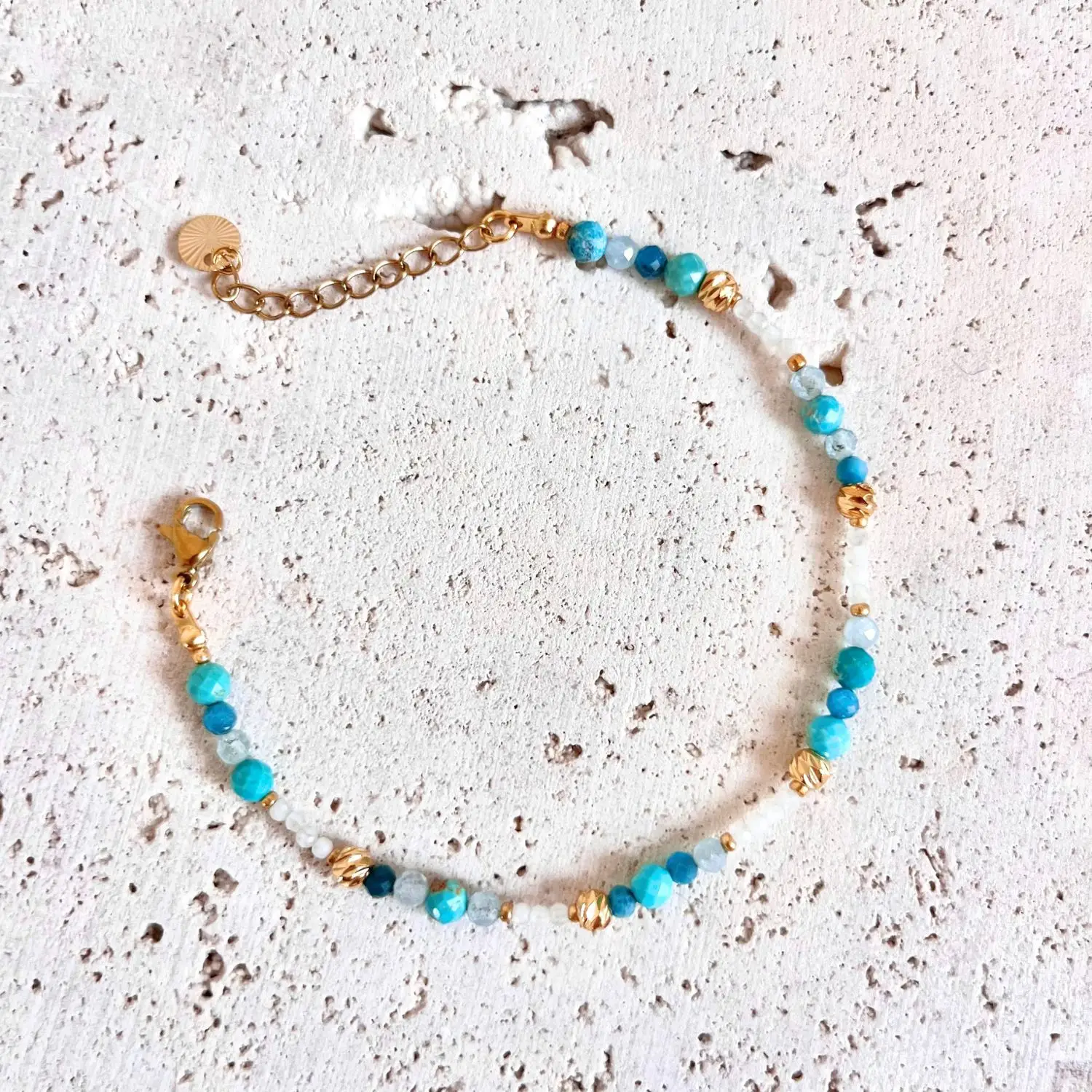 bracelet pierre naturelles turquoise pierre de lune aigue marine apatite bleue et acier inoxydable