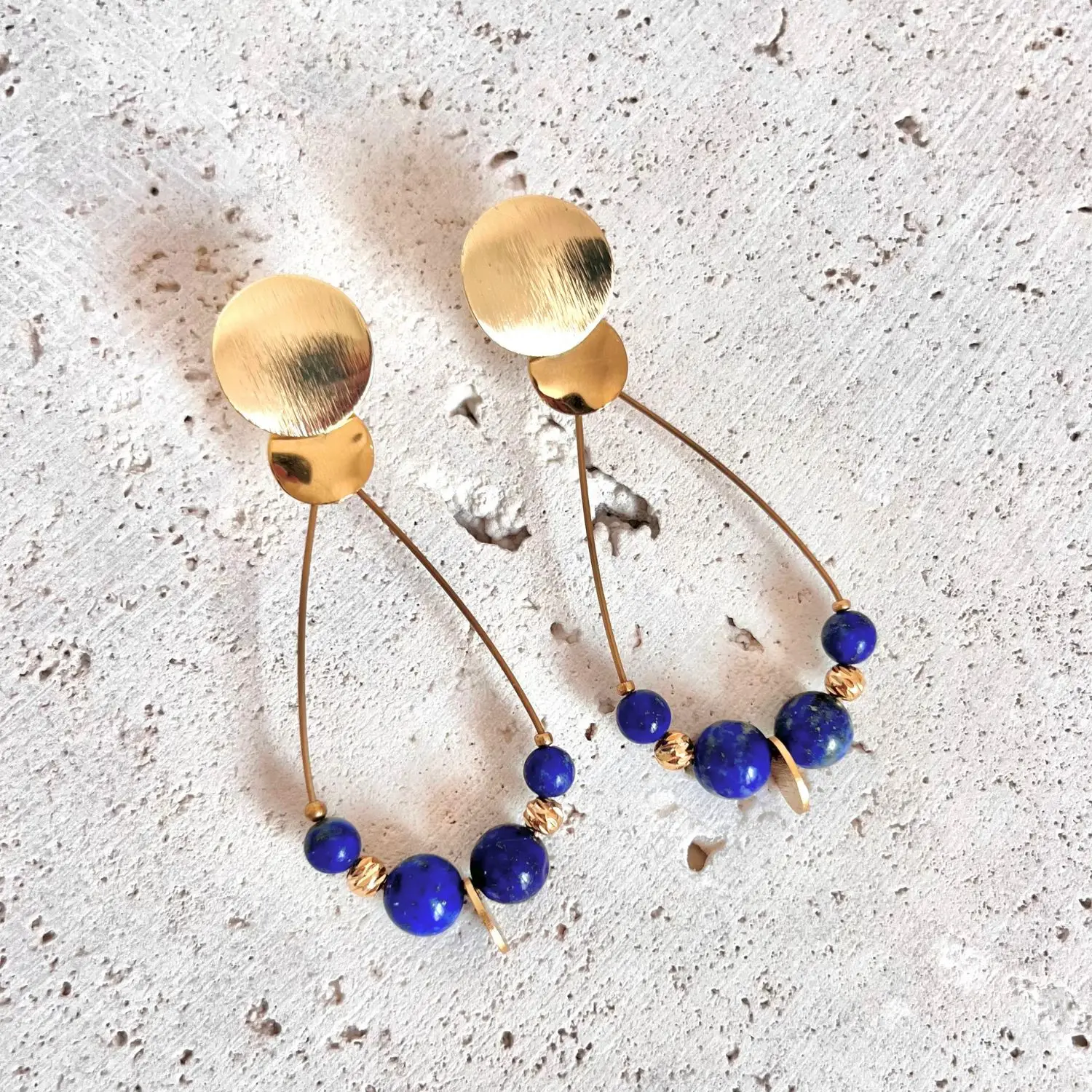 boucles d'oreilles lapis lazuli pierre naturelle anti stress d'amour, de communication