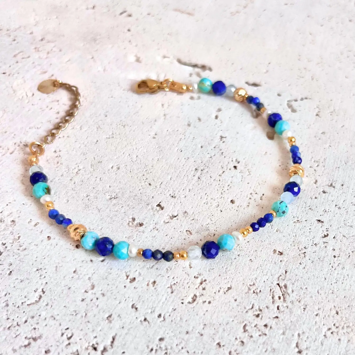 bracelet pierre naturelles turquoise lapis lazuli et nacre et acier inoxydable