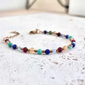 bracelet chakra en grenat citrine turquoise aigue marine lapis lazuli. bracelet pierres naturelles fait main en france. Bracelet énergétique vendu par minéralissime