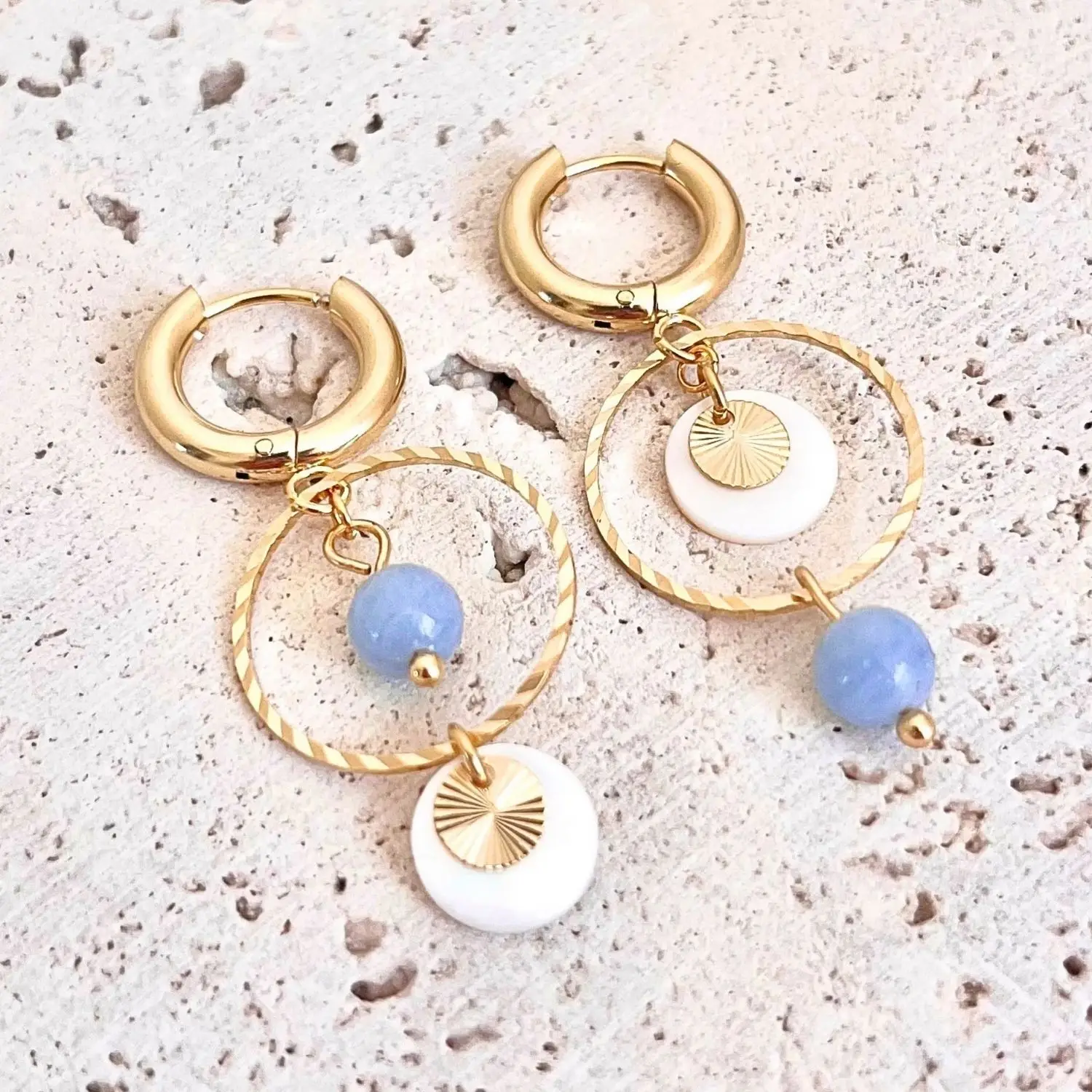 boucles d'oreilles angélite. boucles d'oreilles pierres naturelles