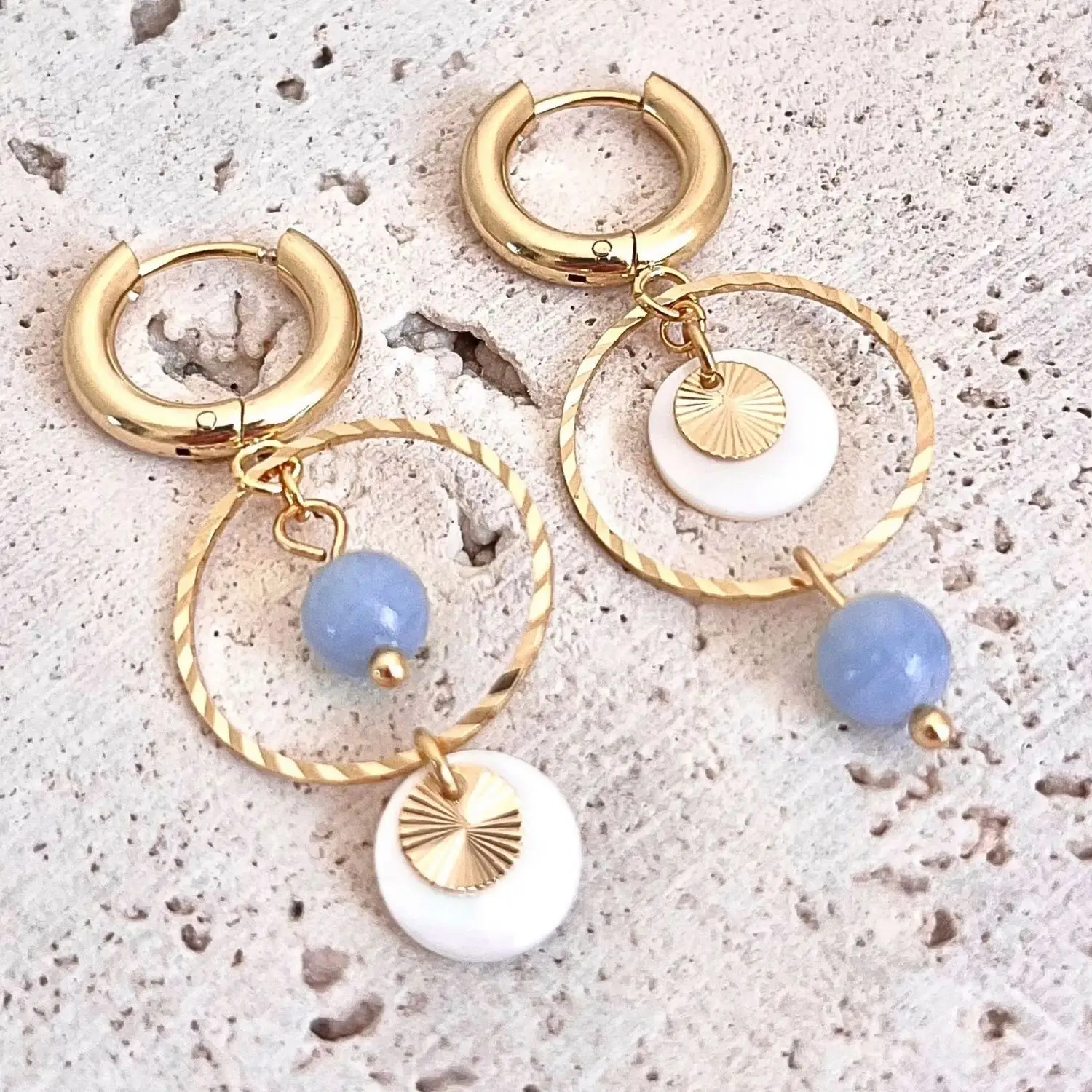 boucles d'oreilles angélite. boucles d'oreilles pierres naturelles
