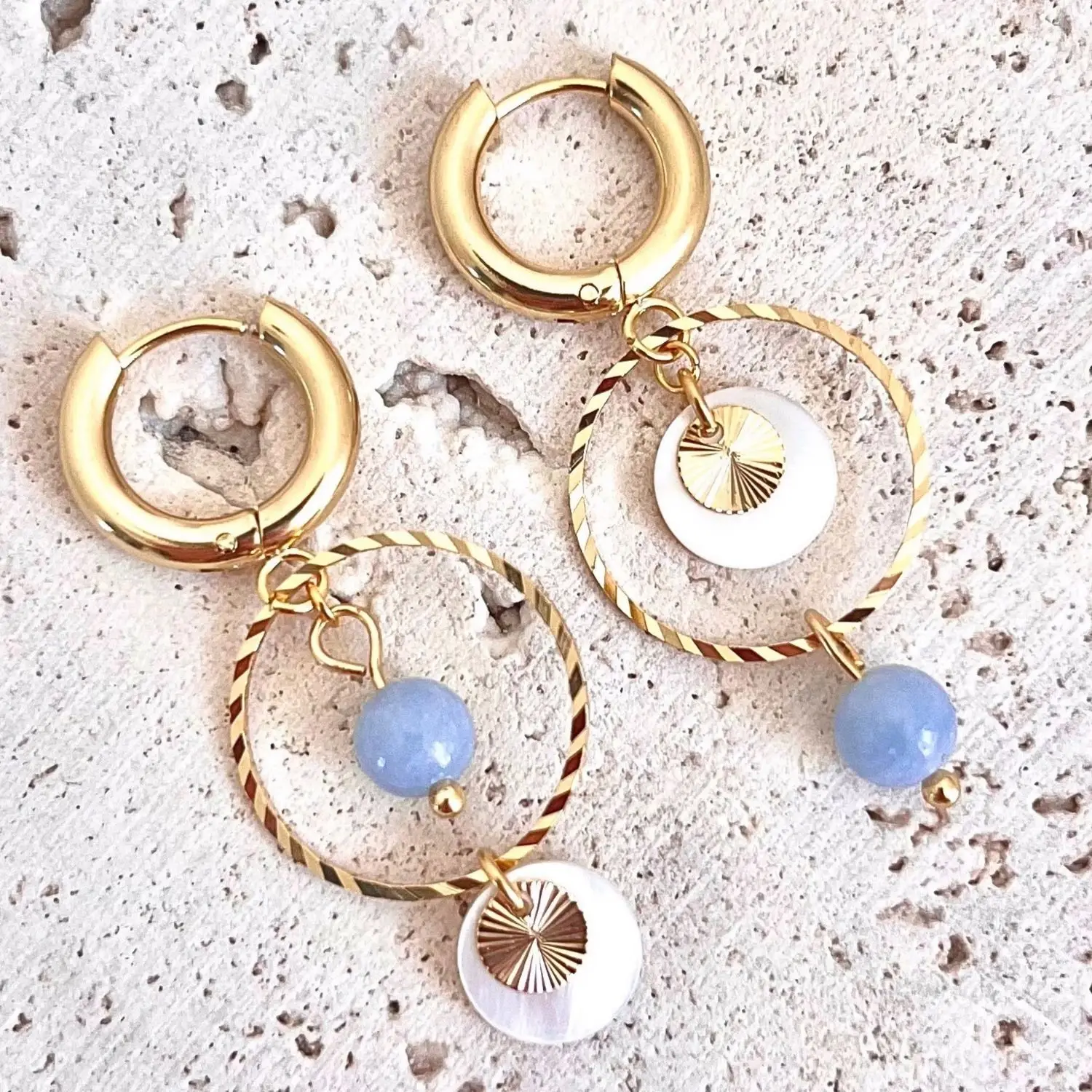 boucles d'oreilles angélite. boucles d'oreilles pierres naturelles