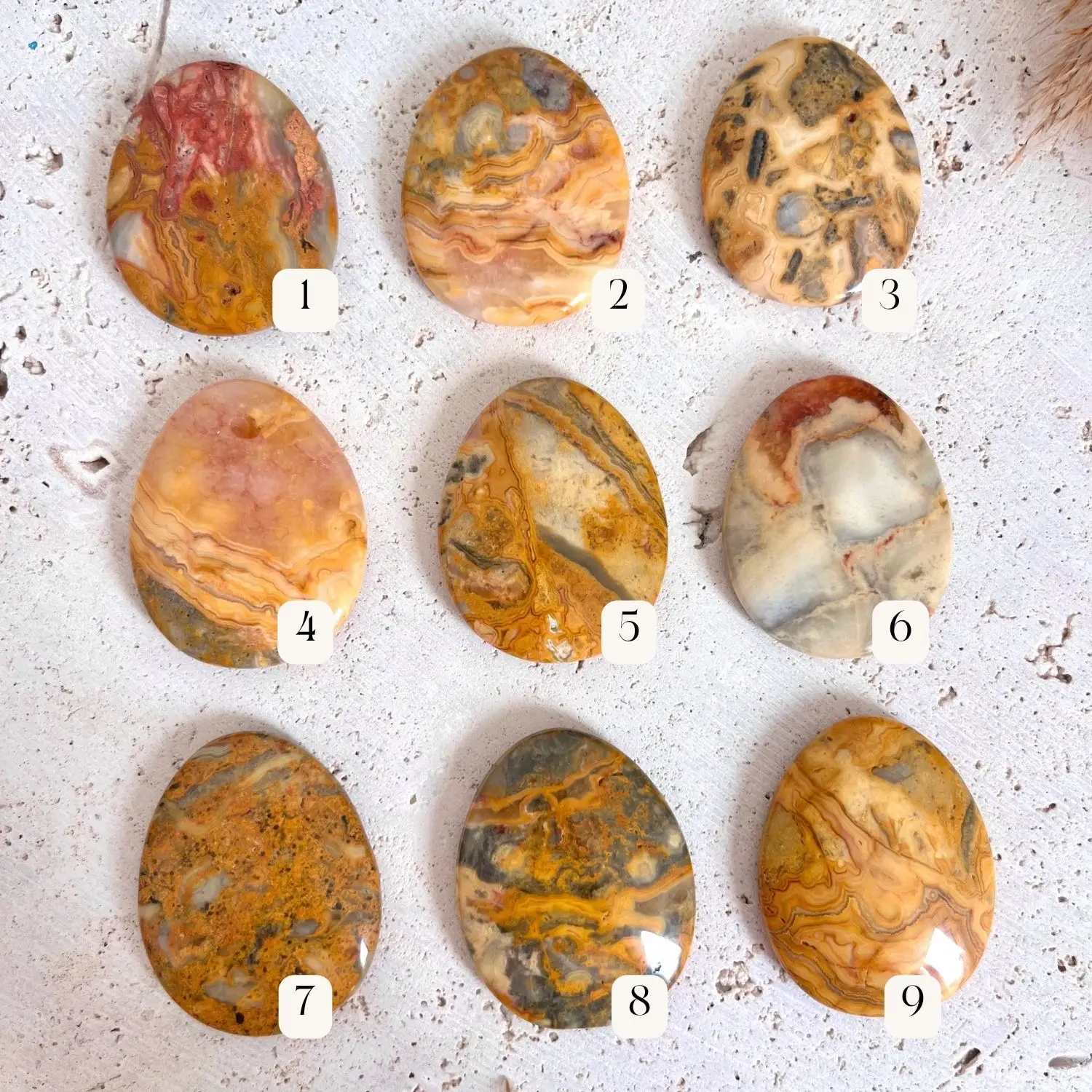 pierre naturelle agate crazy lace aux bienfaits de joie d'abondance et de dynamisme. mineraux de lithothérapie