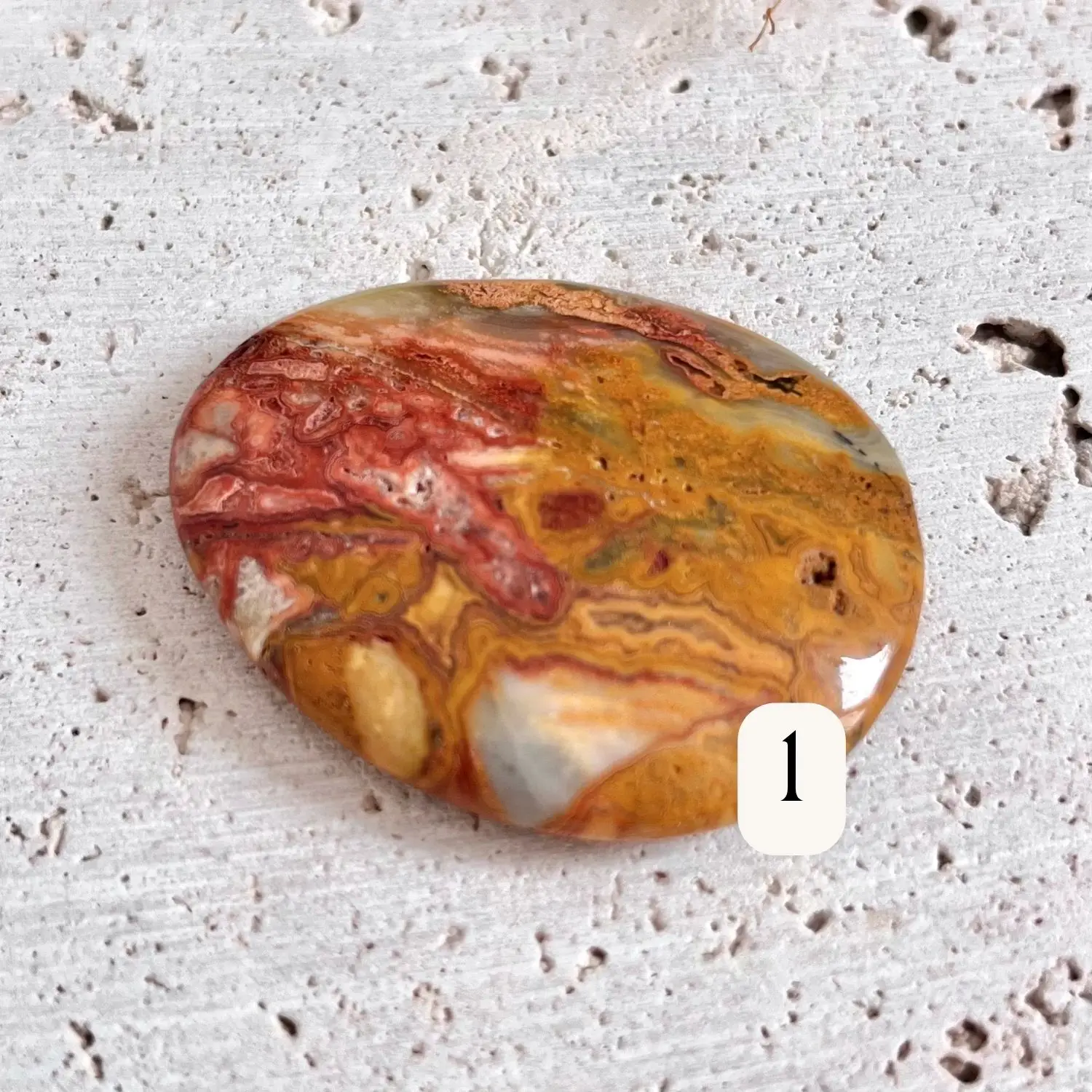 pierre naturelle agate crazy lace aux bienfaits de joie d'abondance et de dynamisme. mineraux de lithothérapie