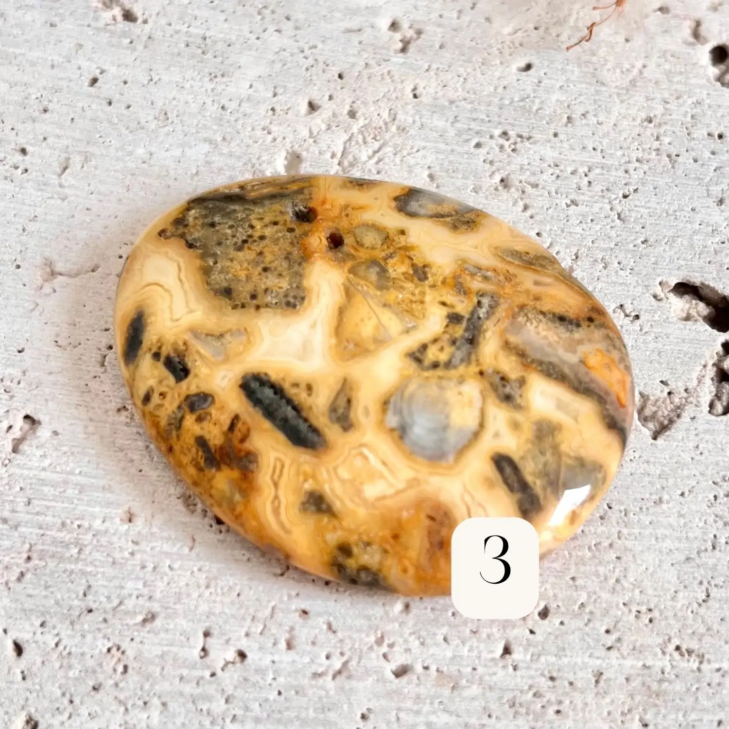 pierre naturelle agate crazy lace aux bienfaits de joie d'abondance et de dynamisme. mineraux de lithothérapie