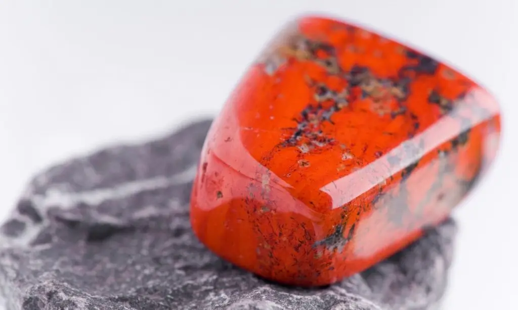 jaspe rouge bienfaits énergétiques et jaspe rouge vertus. jaspe rouge article
